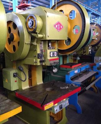 【(高品質(zhì)定制異形壓力機(jī),經(jīng)濟(jì)實(shí)惠)JSG21-40T深喉口高】?jī)r(jià)格_廠家_圖片